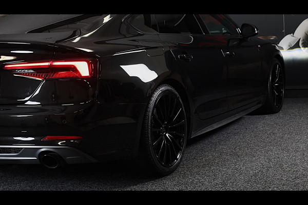 Audi A5 Sportback 2.0 TFSI S Line / AUT /190 Pk / Virtual Cockpit / ACC / Open Panoramadak / Navi / Led / Pdc / 19 Inch / Trekhaak