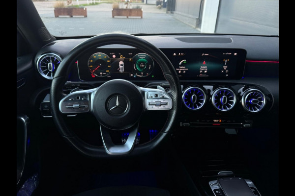Mercedes-Benz A-Klasse 200 Bns Sol. AMG SFEER NAVI CR CONTROL MF STUUR SPORTVELGEN
