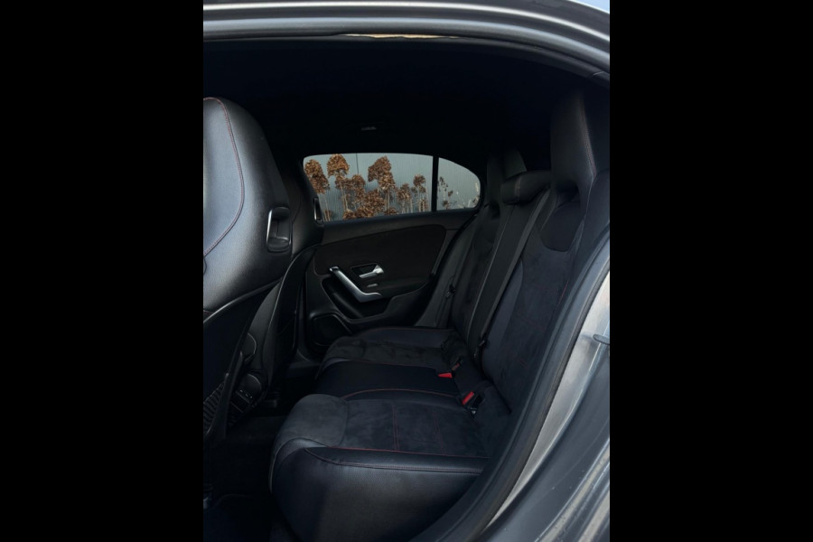 Mercedes-Benz A-Klasse 200 Bns Sol. AMG SFEER NAVI CR CONTROL MF STUUR SPORTVELGEN