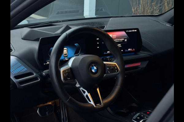 BMW 1-serie 120i M PACK 2025 LEDER SPORTVELGEN H&K LED WIDESCREEN