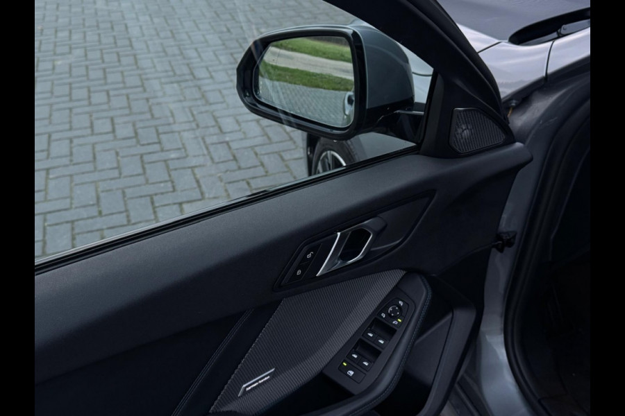 BMW 1-serie 120i M PACK 2025 LEDER SPORTVELGEN H&K LED WIDESCREEN