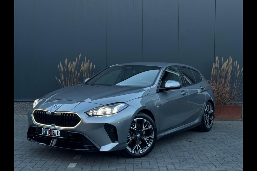 BMW 1-serie 120i M PACK 2025 LEDER SPORTVELGEN H&K LED WIDESCREEN