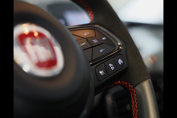 Fiat 500X 1.5 Hybrid RED Cabrio / Acc / Lane Assist / Dode Hoek / Camera / Navi / Ecc / Elek Pakket / Led / Pdc / 18 Inch