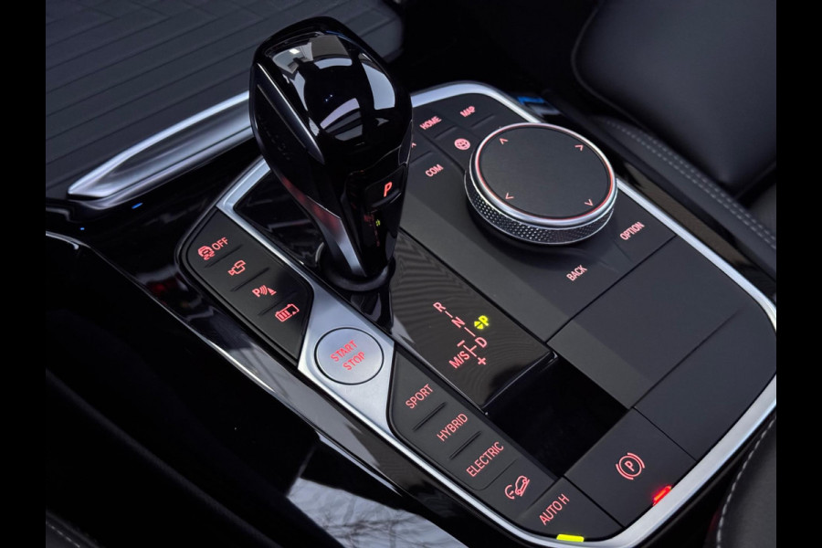 BMW X3 XDrive30e High Executive Pano/Laser/Memory/360/HuD