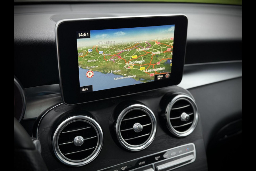 Mercedes-Benz GLC 300 4MATIC AMG Panoramadak|Luchtvering|Burmester®|Camera|Night pakket|Elektr. verst. stoelen