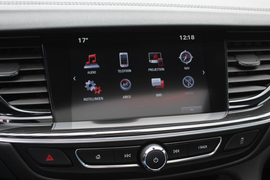Opel Insignia Sports Tourer 1.6 Turbo Exclusive / Panoramadak / Camera / Head-up / Keyless / Bose / 18'' / Matrix LED / Navigatie / CarPlay / Stuur+Stoelverwarming / DAB / Cruise Control