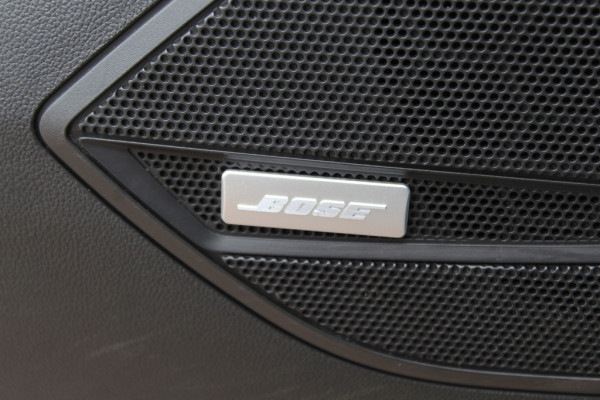 Opel Insignia Sports Tourer 1.6 Turbo Exclusive / Panoramadak / Camera / Head-up / Keyless / Bose / 18'' / Matrix LED / Navigatie / CarPlay / Stuur+Stoelverwarming / DAB / Cruise Control