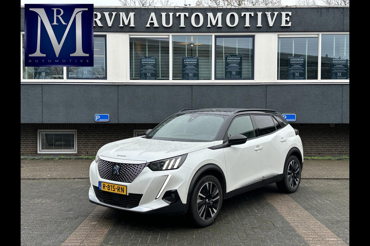 Peugeot e-2008 EV GT Première 3 fase 50 kWh VAN: 18.400,- VOOR: 16.770,- UW EINDEJAARSVOORDEEL: 1.630,- | RIJKLAARPRIJS INCL. 12MND BOVAG GARANTIE | STOELVERWARMING | DODE HOEK EN CAMERA