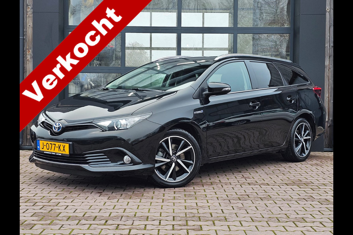 Toyota Auris Touring Sports 1.8 Hybrid Dynamic | Automaat | Navi | Cruise | Camera | LMV | Keyless |