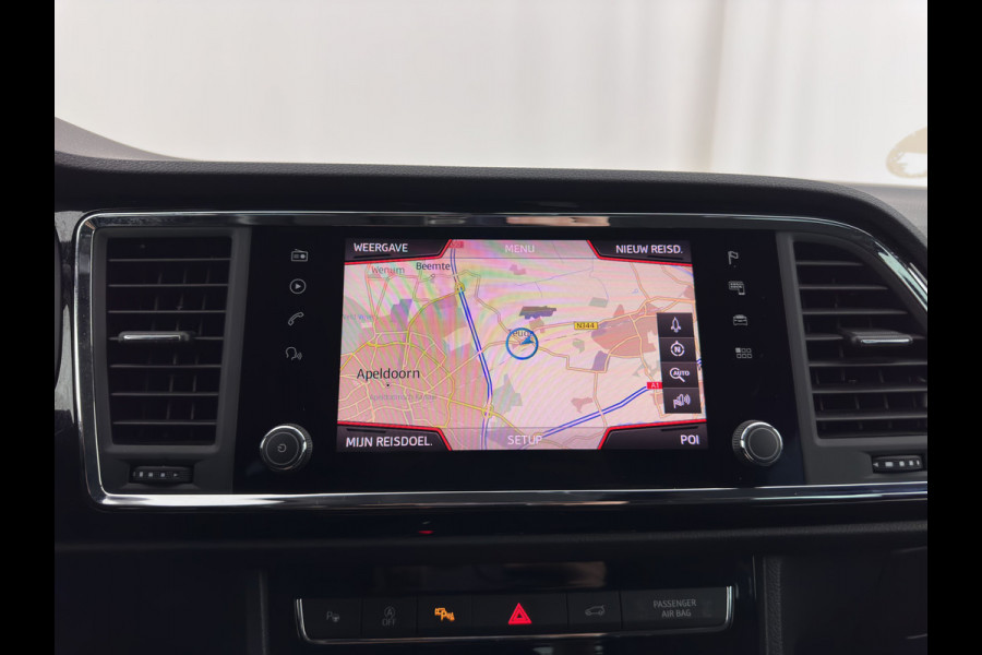 Seat Ateca 1.5 TSI FR Business Intense (INCL-BTW) *FULL-LED | SPORT-SEATS | NAVI-FULLMAP | LEATHER-MICROFIBRE | CAMERA | KEYLESS | DAB+ | CARPLAY | ECC | PDC | CRUISE | TOWBAR | 18''ALU*