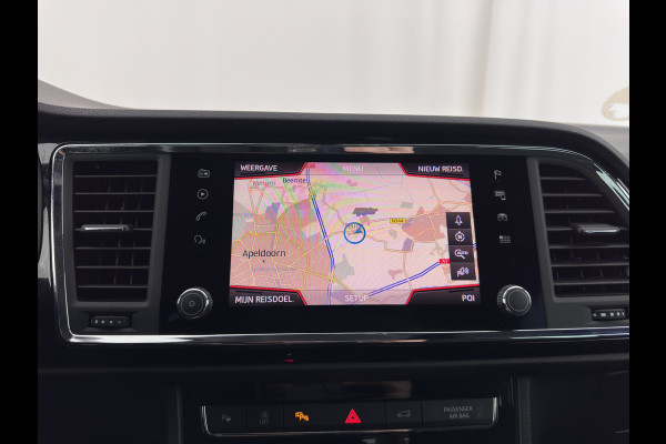 Seat Ateca 1.5 TSI FR Business Intense (INCL-BTW) *FULL-LED | SPORT-SEATS | NAVI-FULLMAP | LEATHER-MICROFIBRE | CAMERA | KEYLESS | DAB+ | CARPLAY | ECC | PDC | CRUISE | TOWBAR | 18''ALU*