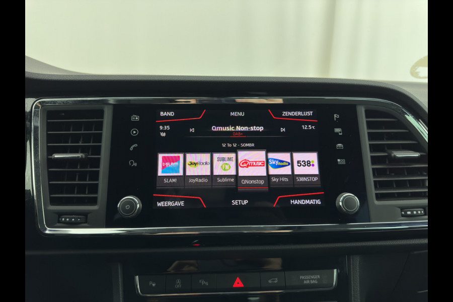 Seat Ateca 1.5 TSI FR Business Intense (INCL-BTW) *FULL-LED | SPORT-SEATS | NAVI-FULLMAP | LEATHER-MICROFIBRE | CAMERA | KEYLESS | DAB+ | CARPLAY | ECC | PDC | CRUISE | TOWBAR | 18''ALU*