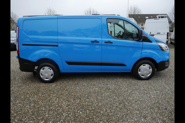 Ford Transit Custom 2.0 TDCI 130PK, L1H1, Airco, 2x Schuifdeur, Slechts 18.000 km gelopen