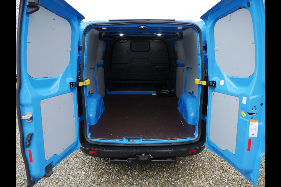 Ford Transit Custom 2.0 TDCI 130PK, L1H1, Airco, 2x Schuifdeur, Slechts 18.000 km gelopen