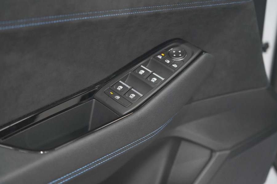 Renault Austral Mild Hybrid 160 X-tronic Techno Esprit Alpine | Camera | Elektrische Kofferklep | Adaptieve Cruise Control