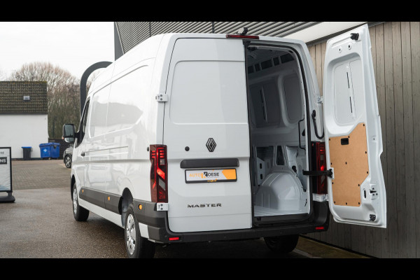 Renault Master T35 2.0 dCi 150 L3H2 Extra | Nieuw Model | Camera | Parkeersensoren | Apple Carplay | Navigatie