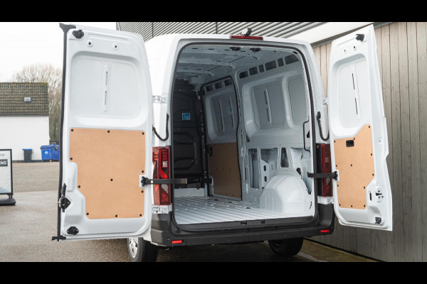 Renault Master T35 2.0 dCi 150 L3H2 Extra | Nieuw Model | Camera | Parkeersensoren | Apple Carplay | Navigatie