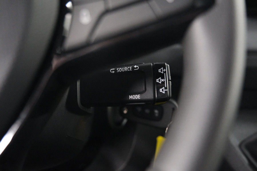 Renault Master T35 2.0 dCi 150 L3H2 Extra | Nieuw Model | Camera | Parkeersensoren | Apple Carplay | Navigatie