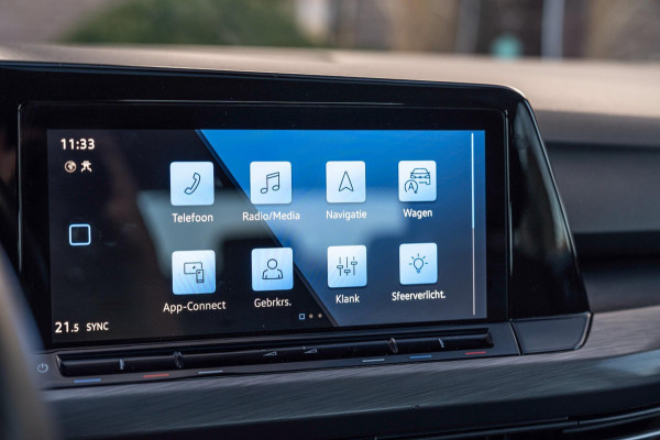 Volkswagen Golf 1.4 eHybrid Style 204 PK 1e Eig R-Line Adaptive Side-Assist Pano Massage 19''