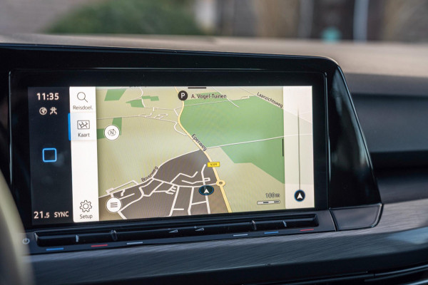 Volkswagen Golf 1.4 eHybrid Style 204 PK 1e Eig R-Line Adaptive Side-Assist Pano Massage 19''