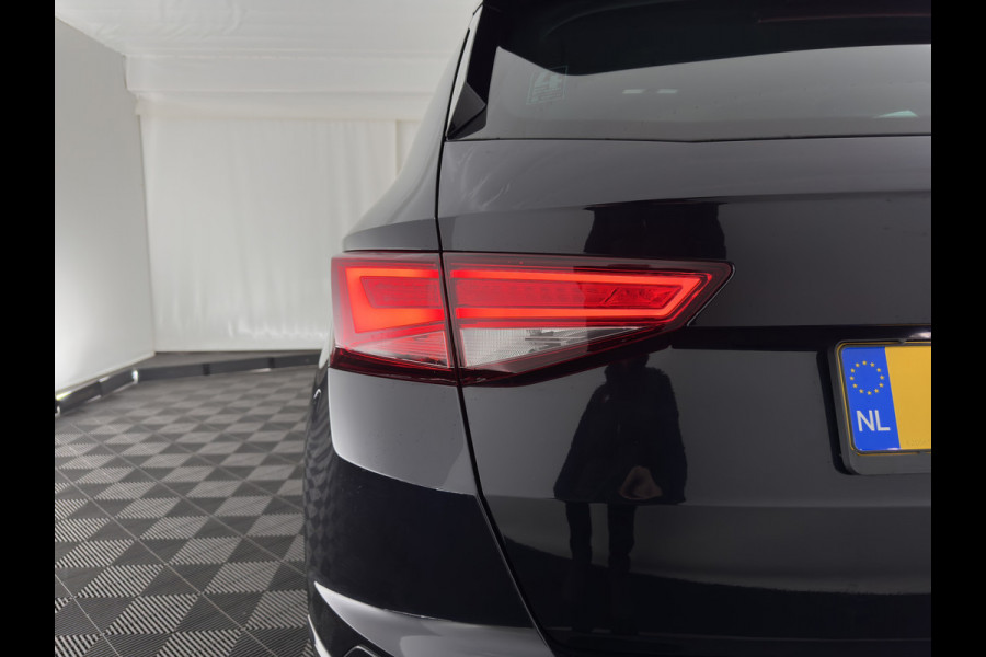 Seat Ateca 1.5 TSI FR Business Intense (INCL-BTW) *FULL-LED | SPORT-SEATS | NAVI-FULLMAP | LEATHER-MICROFIBRE | CAMERA | KEYLESS | DAB+ | CARPLAY | ECC | PDC | CRUISE | TOWBAR | 18''ALU*