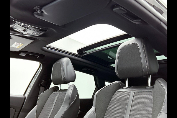 Peugeot 3008 1.6 HYbrid 225 GT PANORAMADAK | 1/2 LEER | STANDKACHEL