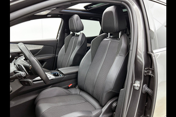 Peugeot 3008 1.6 HYbrid 225 GT PANORAMADAK | 1/2 LEER | STANDKACHEL