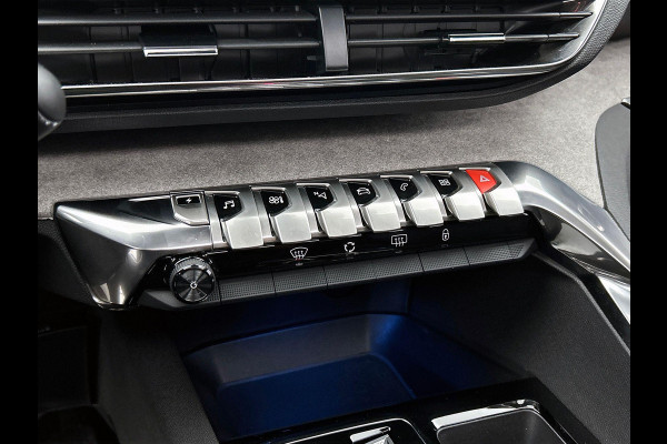 Peugeot 3008 1.6 HYbrid 225 GT PANORAMADAK | 1/2 LEER | STANDKACHEL