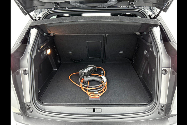 Peugeot 3008 1.6 HYbrid 225 GT PANORAMADAK | 1/2 LEER | STANDKACHEL