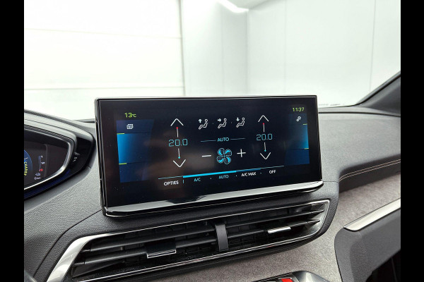 Peugeot 3008 1.6 HYbrid 225 GT PANORAMADAK | 1/2 LEER | STANDKACHEL