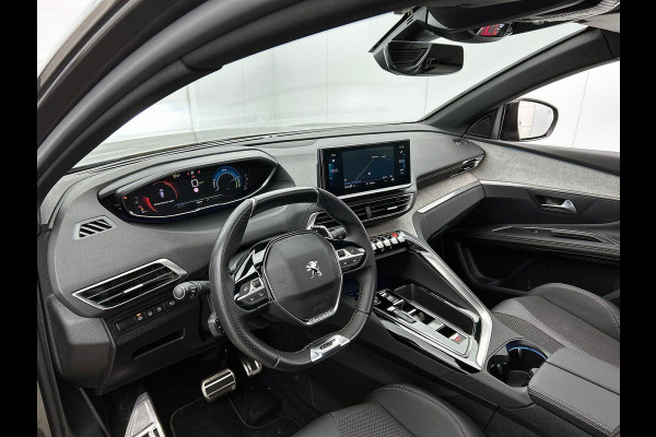 Peugeot 3008 1.6 HYbrid 225 GT PANORAMADAK | 1/2 LEER | STANDKACHEL