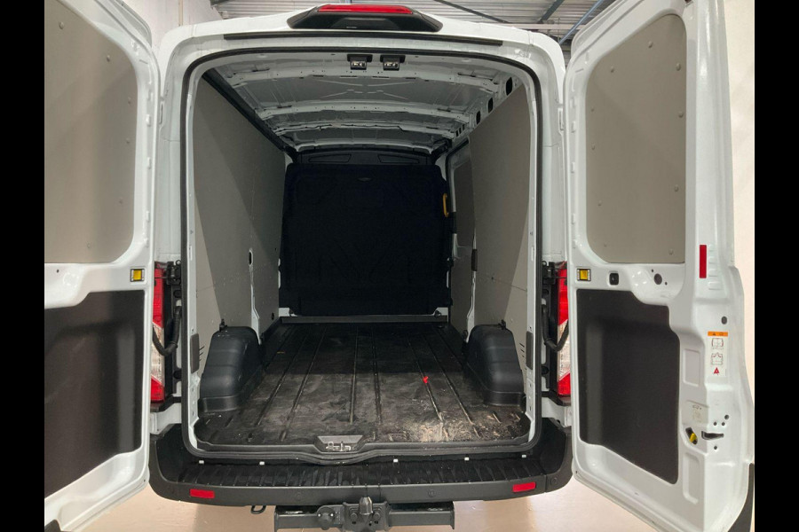 Ford Transit 350 2.0 TDCI L3H2 Trend | SCI | 130pk | Navigatie Pack | Safety en Comfort Pack | Trekhaak