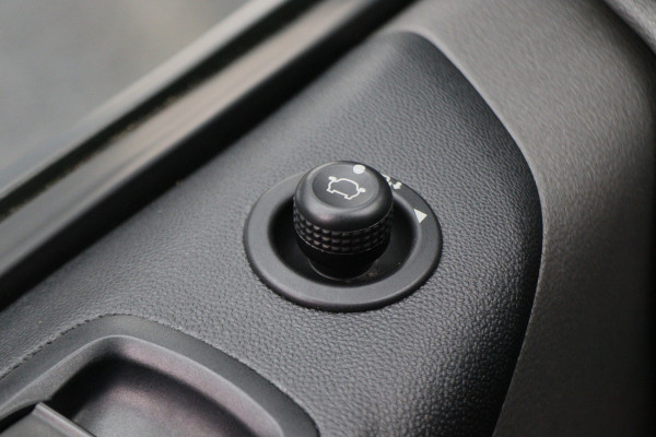 Ford Transit Custom 300 2.0 TDCI L2H1 DC 2x Schuifdeur,