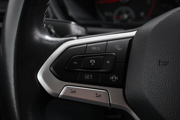 Volkswagen T-Cross 1.0 TSI 115pk DSG Life Plus Volkswagen T-Cross 1.0 TSI DSG Life Plus | Navigatie | Apple Carplay/ Android Auto | Climate Control | Adaptive Cruise Control | Lane/Side Assist | Camera | Stoelverwarming |