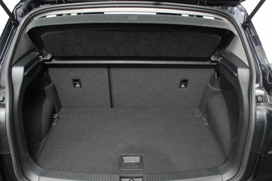 Volkswagen T-Cross 1.0 TSI 115pk DSG Life Plus Volkswagen T-Cross 1.0 TSI DSG Life Plus | Navigatie | Apple Carplay/ Android Auto | Climate Control | Adaptive Cruise Control | Lane/Side Assist | Camera | Stoelverwarming |