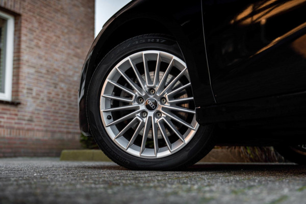 Audi A3 Limousine 30 TFSI Business Edition 110 PK Aut. Adaptive Virtual Keyless Stoelverwarming 17''