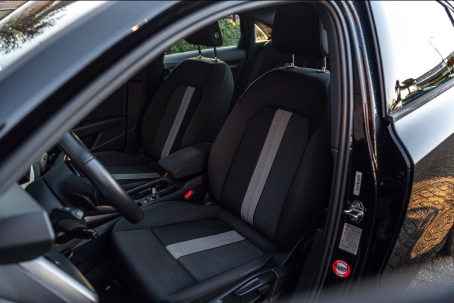 Audi A3 Limousine 30 TFSI Business Edition 110 PK Aut. Adaptive Virtual Keyless Stoelverwarming 17''