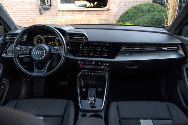 Audi A3 Limousine 30 TFSI Business Edition 110 PK Aut. Adaptive Virtual Keyless Stoelverwarming 17''