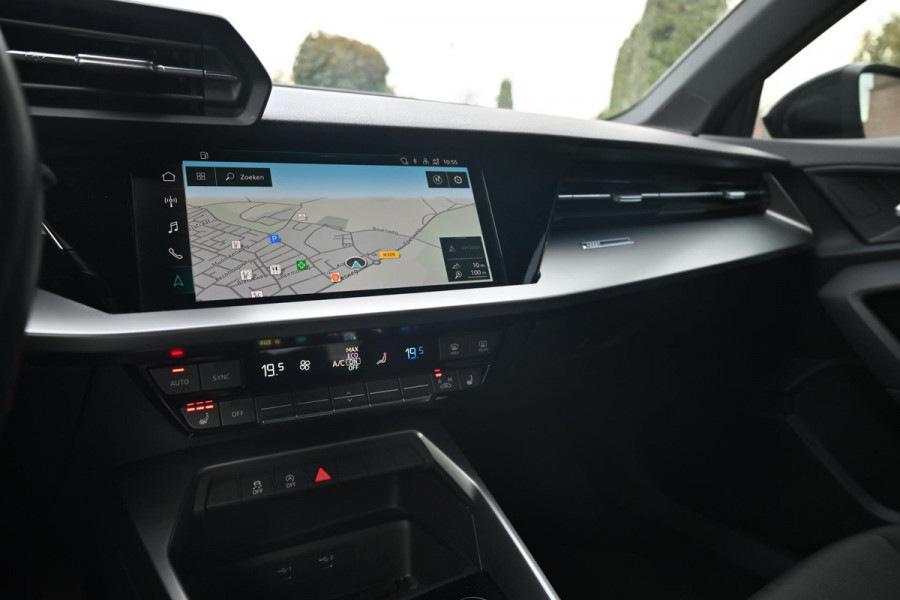 Audi A3 Limousine 30 TFSI Business Edition 110 PK Aut. Adaptive Virtual Keyless Stoelverwarming 17''