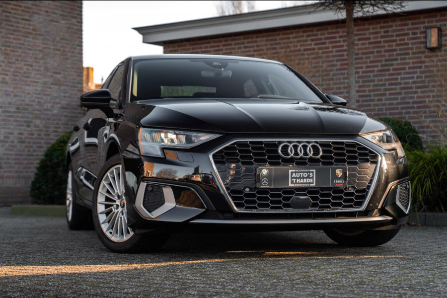 Audi A3 Limousine 30 TFSI Business Edition 110 PK Aut. Adaptive Virtual Keyless Stoelverwarming 17''
