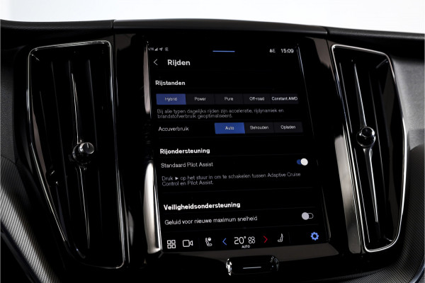 Volvo XC60 2.0 T6 Plug-in hybrid AWD Plus Black Edition | S/K-Panodak | Dig. Cockpit | Adapt. Cruise | Memory Stoelen | Elek. Klep | Stoel-+stuurverw. | 360 Camera | NAV+App. Connect | ECC | LM 21" | 2762