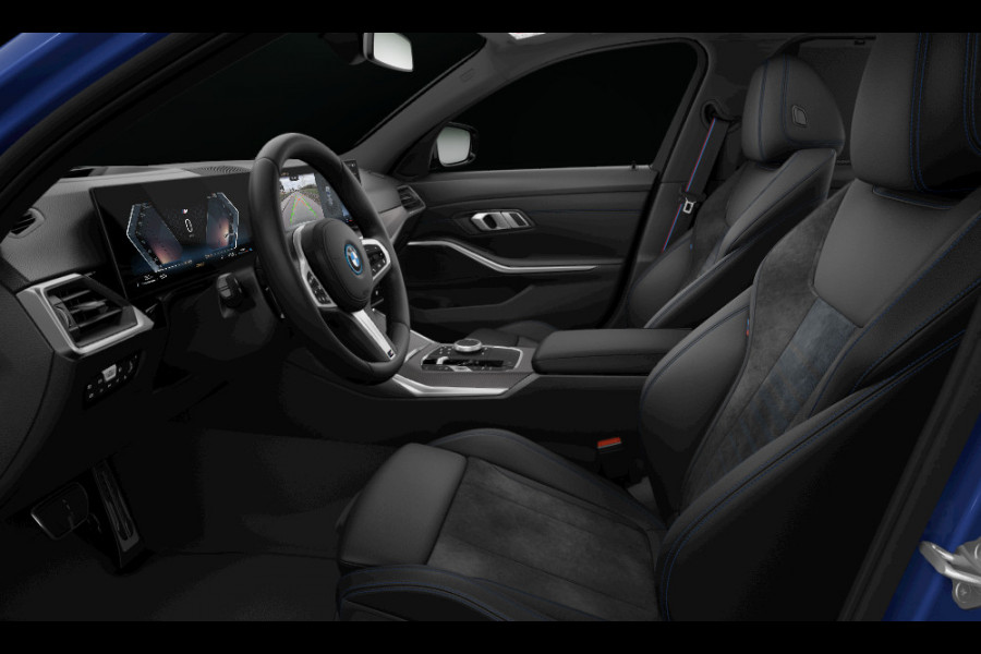 BMW 3 Serie Touring 330e | M-Sport Pro | 2 jaar garantie | Pano | Black Edition | LCI | ACC | Sfeerverlichting | Driving Assistant