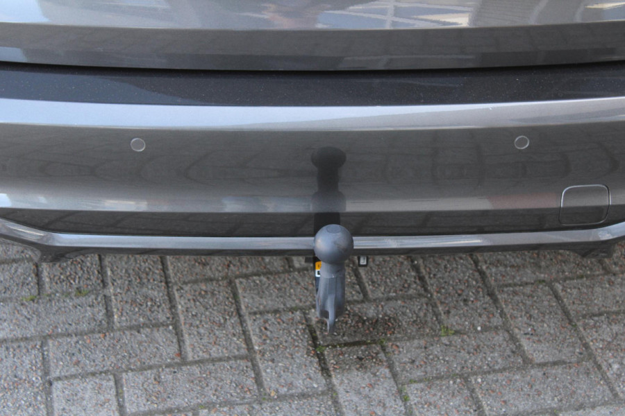 Ford FOCUS Wagon 1.5 EcoBlue ST Line X Automaat | Adaptive cruise control | Winter Pack | Trekhaak | Elektrische achterklep | BTW verrekenbaar | All season banden