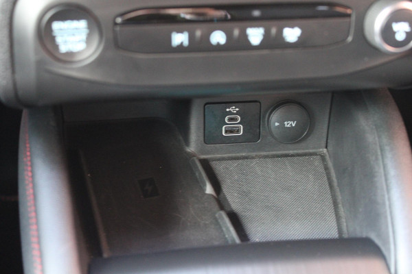 Ford FOCUS Wagon 1.5 EcoBlue ST Line X Automaat | Adaptive cruise control | Winter Pack | Trekhaak | Elektrische achterklep | BTW verrekenbaar | All season banden