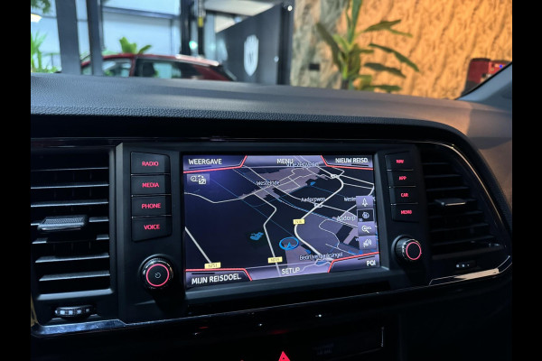 Seat Ateca 1.5 TSI FR Business Intense Garantie Trekhaak 360 Camera Carplay Beats Virtual Dash Sfeer Cruise Navi Clima Rijklaar