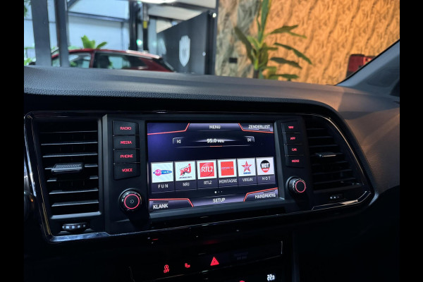 Seat Ateca 1.5 TSI FR Business Intense Garantie Trekhaak 360 Camera Carplay Beats Virtual Dash Sfeer Cruise Navi Clima Rijklaar