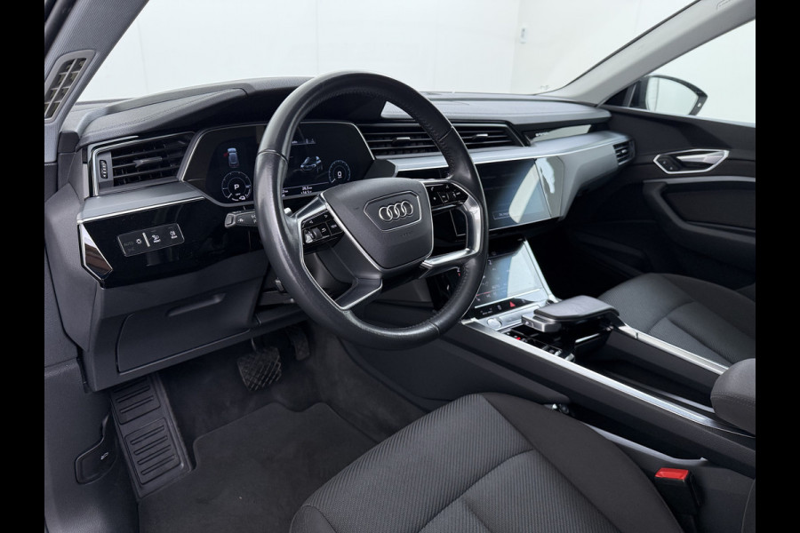 Audi e-tron 50 Quattro Business Edition 71kWh SOH 91% Navi Ecc Memory Camera DAB Pdc Stoelverwarming Elek.Stoelen Led Elek. Achterklep Lmv Privacy Glas Keyless Origineel Nederlandse Auto