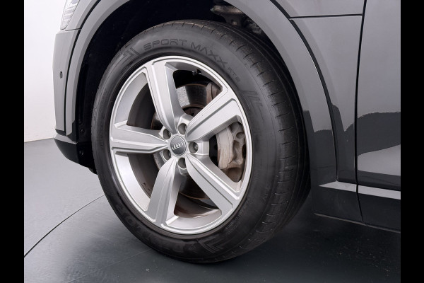 Audi e-tron 50 Quattro Business Edition 71kWh SOH 91% Navi Ecc Memory Camera DAB Pdc Stoelverwarming Elek.Stoelen Led Elek. Achterklep Lmv Privacy Glas Keyless Origineel Nederlandse Auto