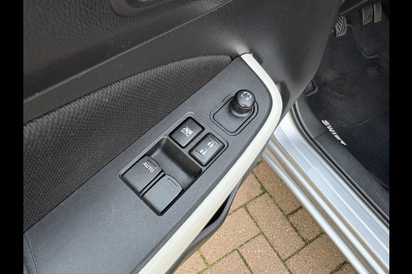 Suzuki Swift 1.2 90pk Select 5-drs. CAMERA/CARPLAY/AIRCO/LED/STOELVERW./16INCH