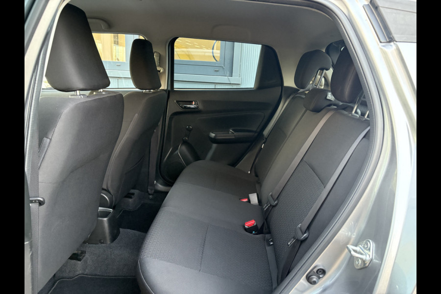 Suzuki Swift 1.2 90pk Select 5-drs. CAMERA/CARPLAY/AIRCO/LED/STOELVERW./16INCH